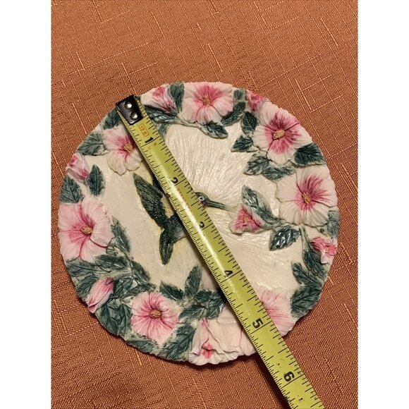 Hummingbird Plates 2 decorative Collector VTG 1997 Popular Imports 3D EUC - Picture 5 of 14
